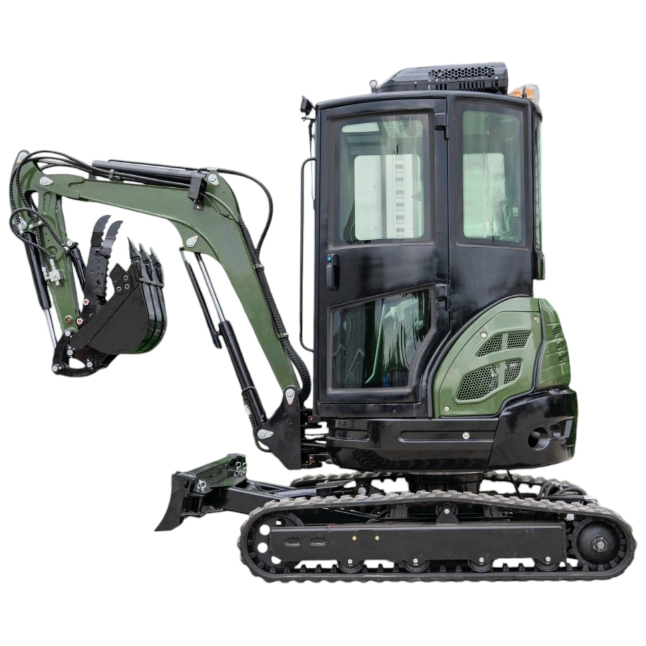 TYPHON TERROR XXV Diesel Mini Excavator 2.7 Ton, 25.1 hp Kubota D1105 RetractableTracks, AC Cabin